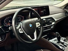BMW 5 Series Facelift 530Li Leading Edition Luxury Package - ფოტო 11