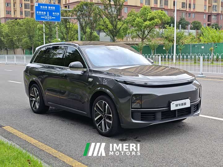 Li Auto L8 Pro - ავტომობილი ჩინეთიდან