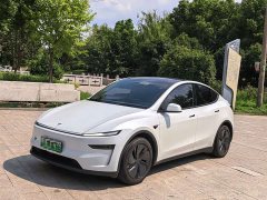 Tesla Model Y Facelift Long Range All-Wheel Drive - ფოტო 1