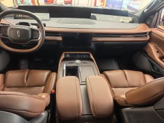 Lincoln Navigator 2025 3.5T Presidential Edition - ფოტო 10