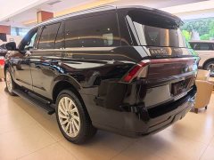Lincoln Navigator 2025 3.5T Presidential Edition - ფოტო 13