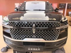 Lincoln Navigator 2025 3.5T Presidential Edition - ფოტო 2