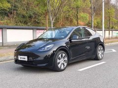 Tesla Model Y 2022 Facelift Rear-Wheel Drive - ფოტო 1