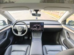 Tesla Model Y 2022 Facelift Rear-Wheel Drive - ფოტო 10