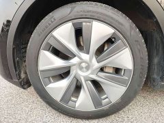 Tesla Model Y 2022 Facelift Rear-Wheel Drive - ფოტო 17