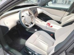 Xiaomi YU7 2025 Rear-Wheel Drive Long-Range Edition - ფოტო 4