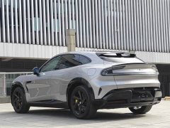 Xiaomi YU7 2025 Rear-Wheel Drive Long-Range Edition - ფოტო 8