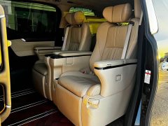 Toyota Alphard 2021 Hybrid 2.5L Premium Edition - ფოტო 12