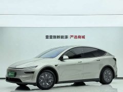 Tesla Model Y L Long Range All-Wheel Drive - ფოტო 1