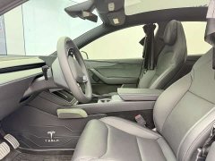 Tesla Model Y L Long Range All-Wheel Drive - ფოტო 3