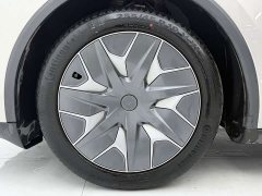 Tesla Model Y L Long Range All-Wheel Drive - ფოტო 6