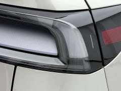 Tesla Model Y L Long Range All-Wheel Drive - ფოტო 7