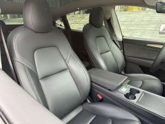 Tesla Model Y Standard Range RWD - ფოტო 10