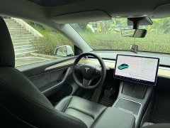 Tesla Model Y Standard Range RWD - ფოტო 7
