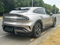 Xiaomi YU7 Four-Wheel Drive Max Edition - ფოტო 11
