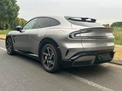 Xiaomi YU7 Four-Wheel Drive Max Edition - ფოტო 9