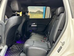Mercedes-Benz GLB 2023 GLB 220 Dynamic - ფოტო 8
