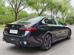 BMW 5 Series 530Li Premier M Sport Package - ფოტო 12