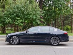 BMW 5 Series 530Li Premier M Sport Package - ფოტო 3