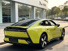 XPeng P7 750 AWD High Performance Ultra - ფოტო 9