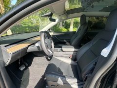 Tesla Model Y Rear-Wheel Drive - ფოტო 6