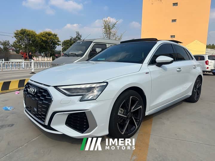 Audi A3 Sportback 35 TFSI Fashion Sport - ავტომობილი ჩინეთიდან