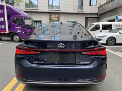 Lexus ES 200 Premium Edition - ფოტო 8