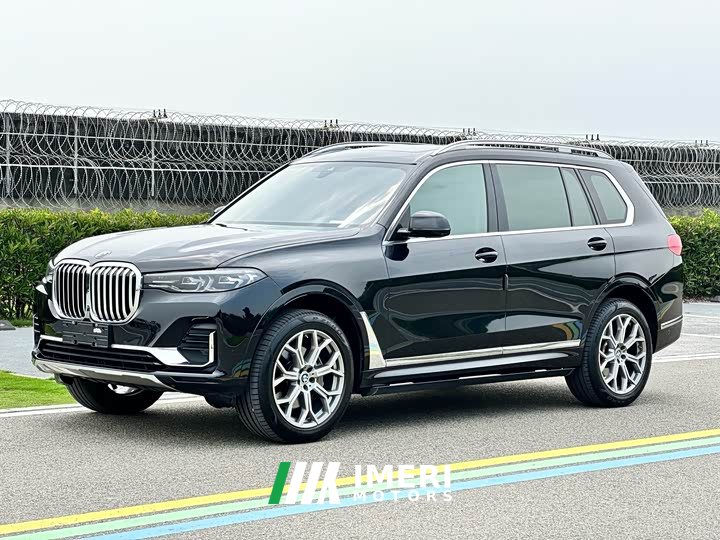 BMW X7 xDrive40i Premier Luxury Package - ავტომობილი ჩინეთიდან