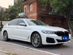 BMW 5 Series 530Li Luxury Edition Premium Package - ფოტო 3