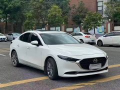 Mazda3 Axela 2021 2.0L Automatic Radiance Edition - ფოტო 2
