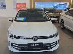 Volkswagen Golf 300TSI Pro - ფოტო 2