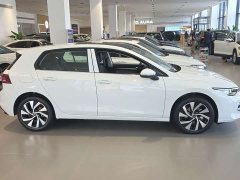 Volkswagen Golf 300TSI Pro - ფოტო 3