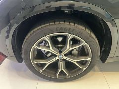BMW X5 xDrive 30Li M Sport Luxury Night Edition Package - ფოტო 7