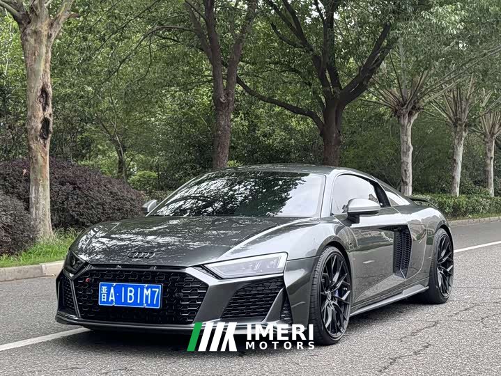 Audi R8 V10 Coupe Performance - ავტომობილი ჩინეთიდან