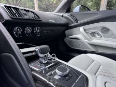 Audi R8 V10 Coupe Performance - ფოტო 12