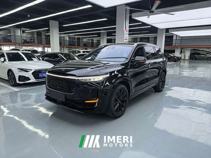 Li Auto ONE Extended Range 6-Seater - ავტომობილი ჩინეთიდან