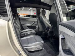 Tesla Model Y L 2025 Long Range All-Wheel Drive - ფოტო 10