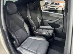 Tesla Model Y L 2025 Long Range All-Wheel Drive - ფოტო 11