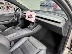 Tesla Model Y L 2025 Long Range All-Wheel Drive - ფოტო 14