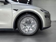 Tesla Model Y L 2025 Long Range All-Wheel Drive - ფოტო 15