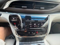Buick GL8 Land Business Class Comfort Edition - ფოტო 17