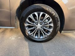 Buick GL8 Land Business Class Comfort Edition - ფოტო 4