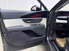 Lincoln Explorer 2.0T AWD Elite - ფოტო 10