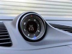 Porsche Macan New Energy 2024 Macan 4 - ფოტო 16