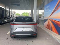 Lexus RZ 450e AWD Luxury Edition - ფოტო 3