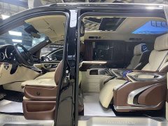 Mercedes-Benz V-Class 2022 V 260 L Long Wheelbase Luxury Edition - ფოტო 10