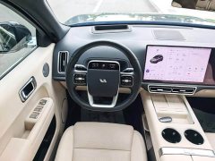 Li Auto L8 Ultra - ფოტო 7