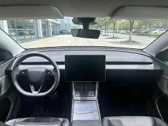 Tesla Model Y Rear-Wheel Drive Launch Edition - ფოტო 5