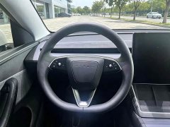 Tesla Model Y Rear-Wheel Drive Launch Edition - ფოტო 6