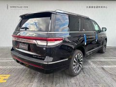 Lincoln Navigator 2024 3.5T Long Wheelbase Presidential Edition - ფოტო 12